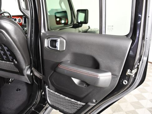 Used 2021 Jeep Wrangler Unlimited Rubicon AWD/4WD image 44