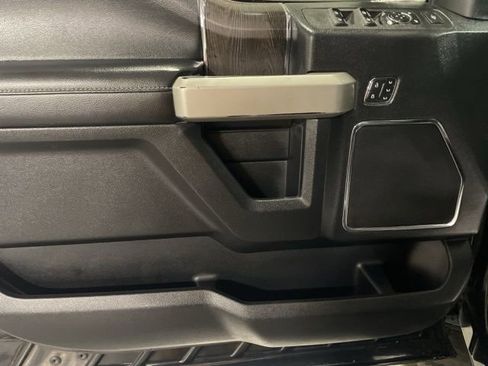 Used 2020 Ford F250 Lariat w/ Lariat Ultimate Package image 17