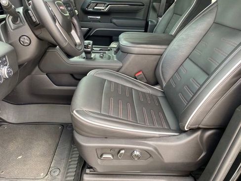 Used 2024 GMC Sierra 1500 AT4X image 19