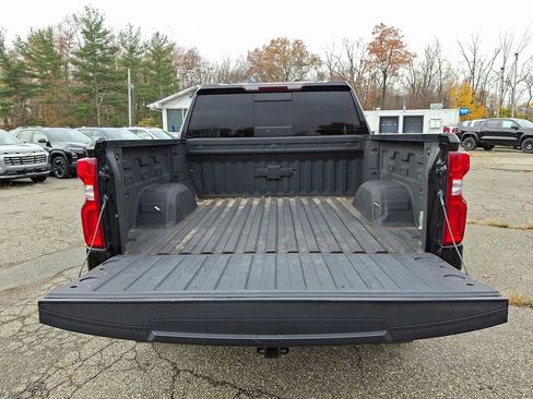 Used 2020 Chevrolet Silverado 1500 LT Trail Boss image 33