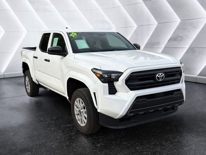Used 2025 Toyota Tacoma SR