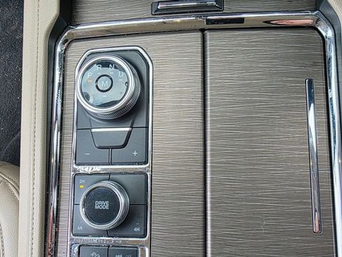 Used 2024 Ford Expedition Max Limited AWD/4WD image 13