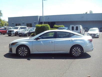 Used 2025 Nissan Altima 2.5 SV