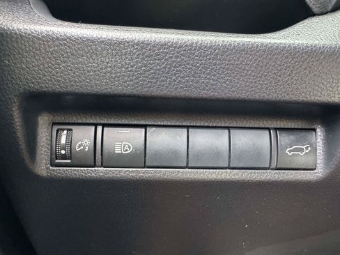 Used 2019 Toyota RAV4 XLE w/ Convenience Package AWD/4WD image 35