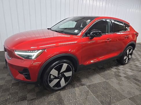 Used 2023 Volvo C40 P8 Recharge Ultimate w/ Protection Package Premier image 6