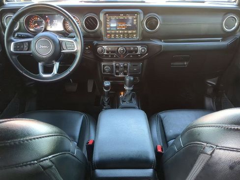 Certified 2022 Jeep Gladiator Overland w/ Popular Equipment Package AWD/4WD image 28