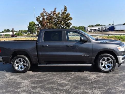 Used 2022 RAM 1500 Big Horn AWD/4WD image 5