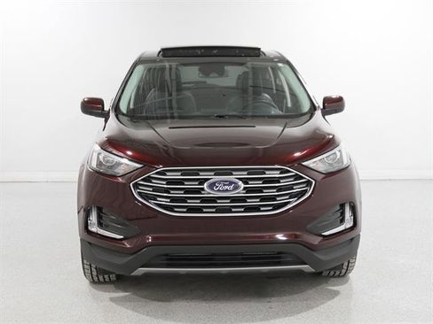 Certified 2022 Ford Edge SEL w/ Convenience Package image 2