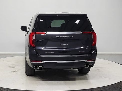 Used 2025 GMC Yukon Denali AWD/4WD image 7
