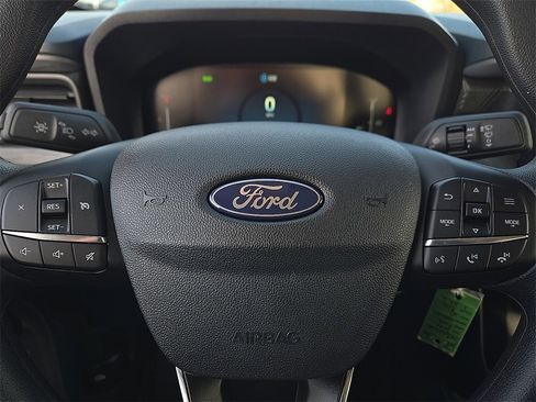 Used 2025 Ford Maverick XL image 19