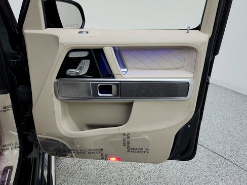 Certified 2023 Mercedes-Benz G 63 AMG 4MATIC image 32