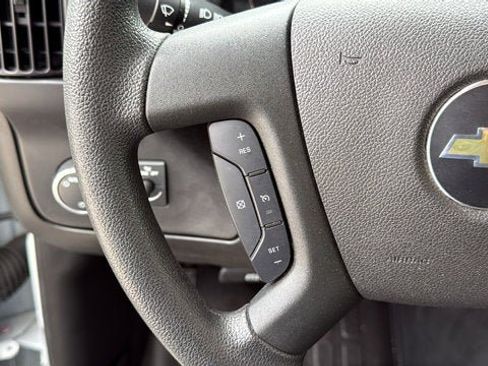 Used 2024 Chevrolet Express 2500 w/ Driver Convenience Package RWD image 15