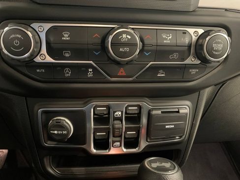 Certified 2021 Jeep Wrangler Unlimited Sport AWD/4WD image 20
