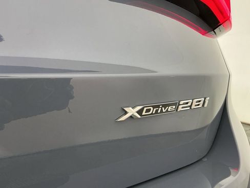 Certified 2025 BMW X1 xDrive28i w/ Technology Package AWD/4WD image 19