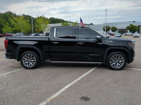 Used 2025 GMC Sierra 1500 Denali w/ Denali Reserve Package AWD/4WD image 3