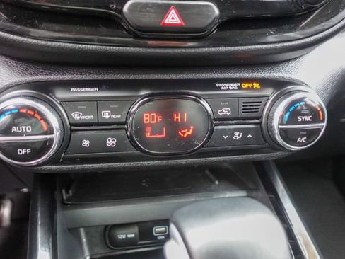 Used 2020 Kia Soul EX image 19