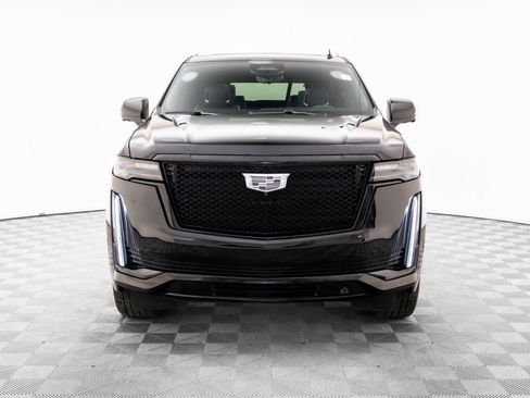 Used 2024 Cadillac Escalade Sport w/ LPO, ONYX Package image 10