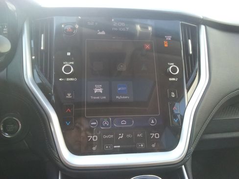 Used 2021 Subaru Outback Premium image 24