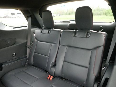 New 2026 Ford Explorer ST-Line w/ ST-Line Street Pack AWD/4WD image 16