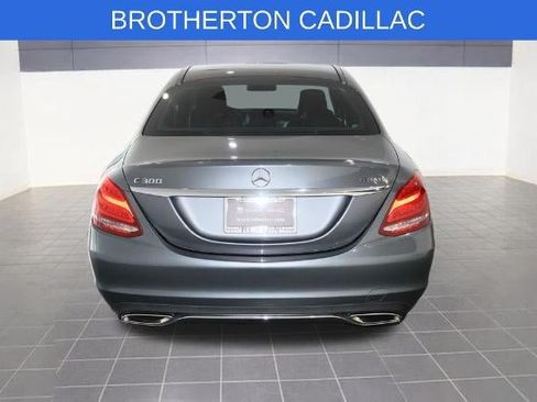 Used 2017 Mercedes-Benz C 300 4MATIC Sedan image 4