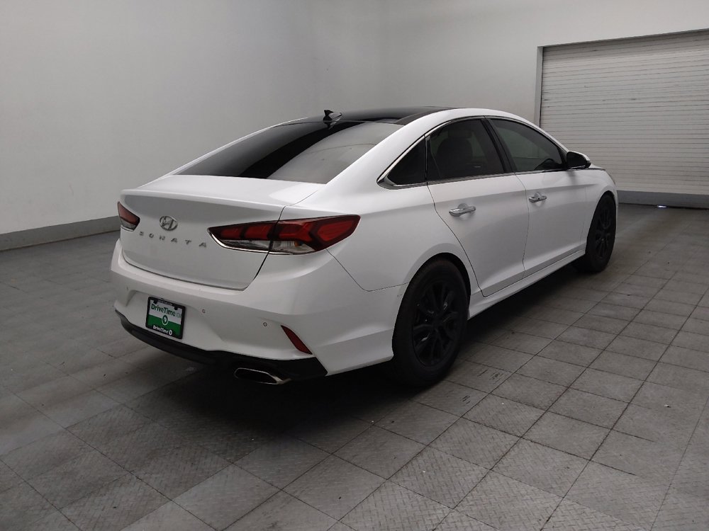 Used 2018 Hyundai Sonata Limited w/ Ultimate Package 07 FWD image 9