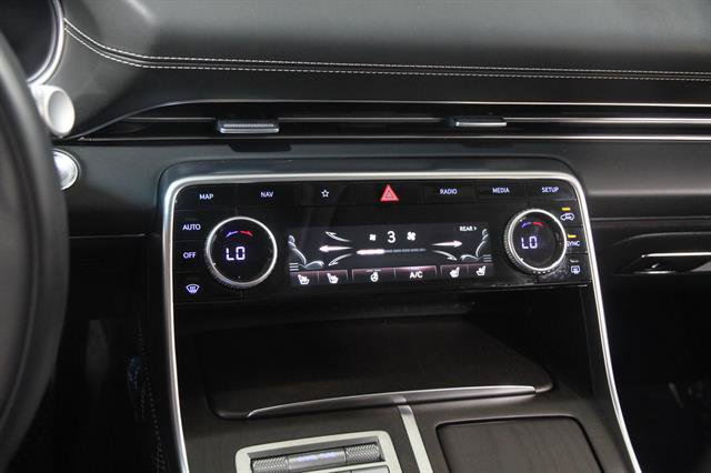 Certified 2024 Genesis GV80 3.5T w/ Prestige Package AWD/4WD image 14