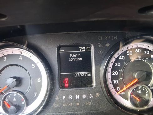 Used 2021 RAM 1500 Classic SLT AWD/4WD image 7