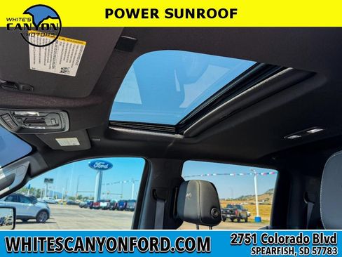 Used 2021 Chevrolet Silverado 1500 High Country w/ Technology Package AWD/4WD image 7