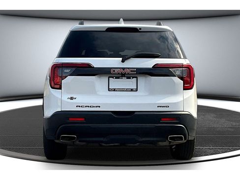 Used 2023 GMC Acadia SLT w/ Elevation Edition AWD/4WD image 5