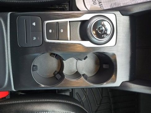 Certified 2022 Ford Escape SEL image 17