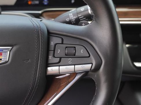 Used 2024 Cadillac Escalade ESV Premium Luxury Platinum AWD/4WD image 30