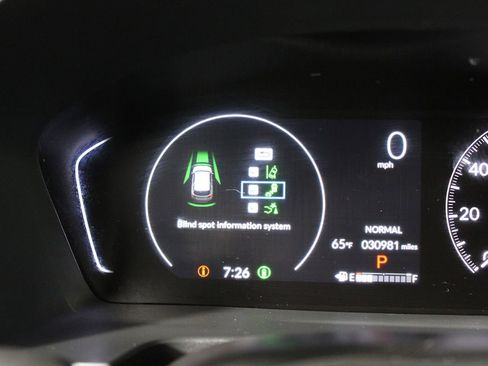 Used 2023 Honda Pilot TrailSport image 19