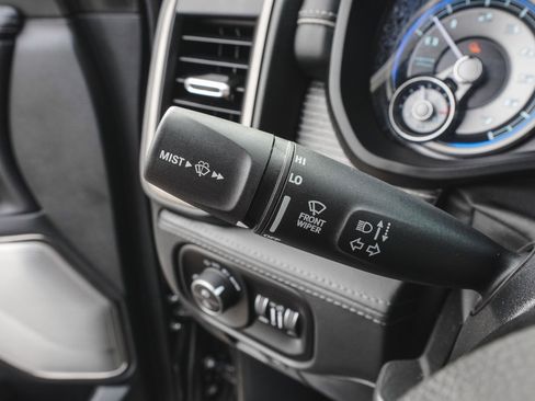 Used 2020 RAM 1500 Limited image 24