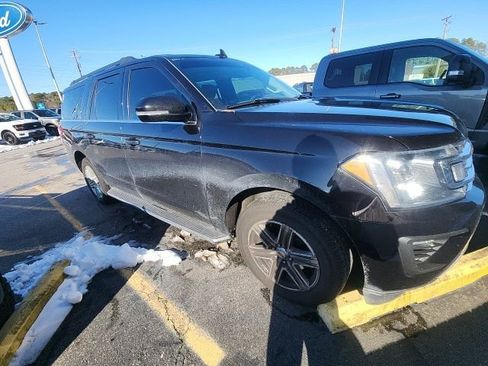 Used 2020 Ford Expedition Max XLT w/ Equipment Group 202A image 2