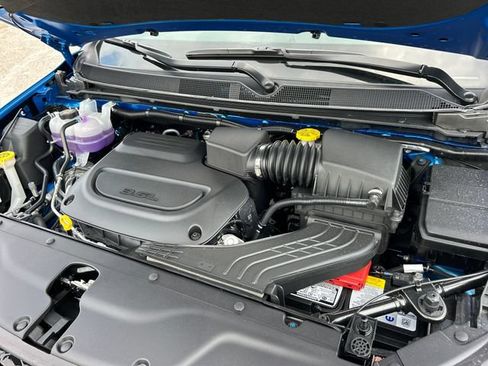 New 2026 Chrysler Pacifica Select w/ S Appearance Package AWD/4WD image 35