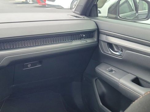 Used 2024 Honda CR-V Sport image 4
