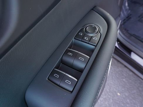 New 2026 Buick Enclave Sport Touring w/ Power Package FWD image 17