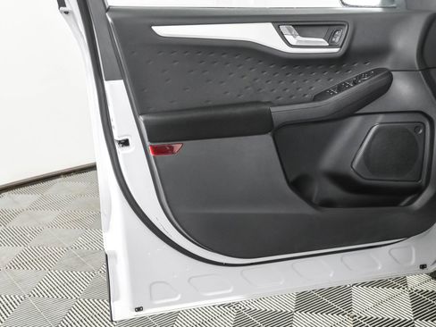 Used 2020 Ford Escape SE Sport AWD/4WD image 33