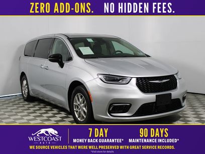 Used 2024 Chrysler Pacifica Touring-L