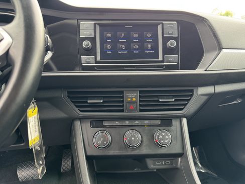 Certified 2022 Volkswagen Jetta S w/ IQ.Drive Package image 22