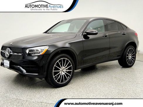 Used 2023 Mercedes-Benz GLC 300 4MATIC Coupe image 1