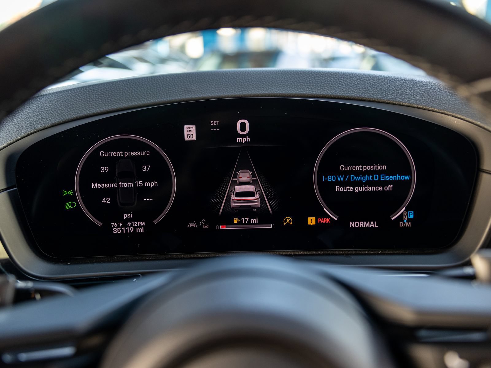 Certified 2024 Porsche Cayenne AWD/4WD image 24