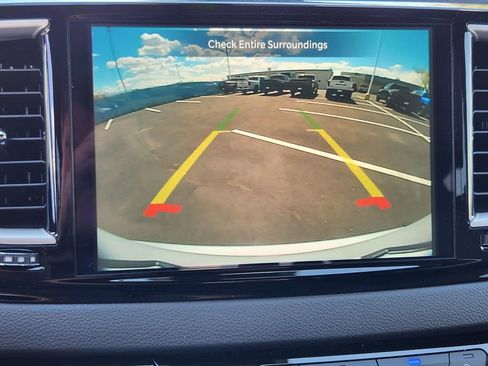 New 2026 Chrysler Voyager LX FWD image 16