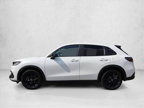 Used 2024 Honda HR-V Sport image 8