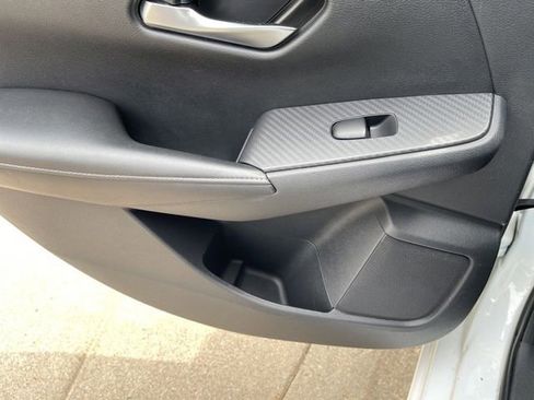 Used 2020 Nissan Sentra SV FWD image 34