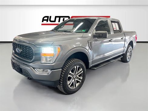 Used 2021 Ford F150 XL w/ STX Appearance Package image 3