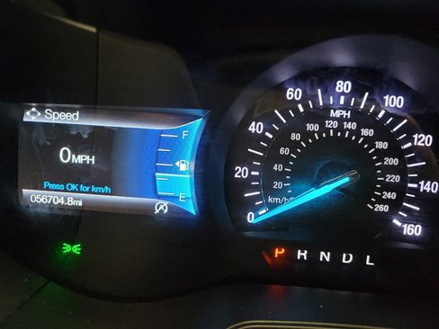 Used 2020 Ford Fusion SE FWD image 23