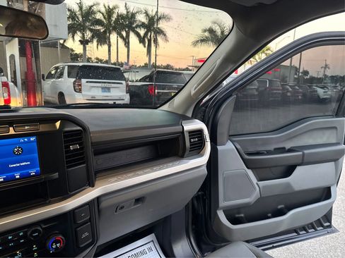 Used 2023 Ford F250 XL w/ 360-Degree Camera Package RWD image 23