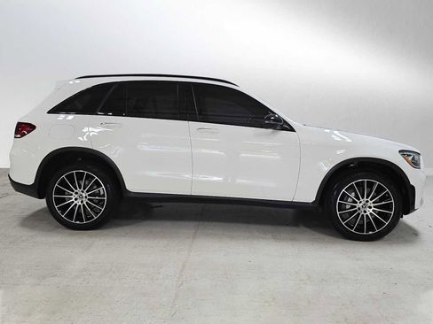Used 2022 Mercedes-Benz GLC 300 4MATIC image 2