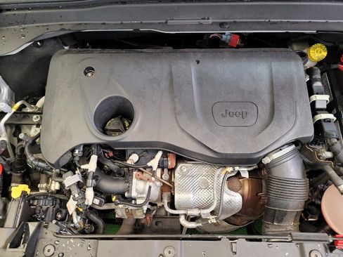 Used 2019 Jeep Renegade Altitude w/ Quick Order Package 22M image 30